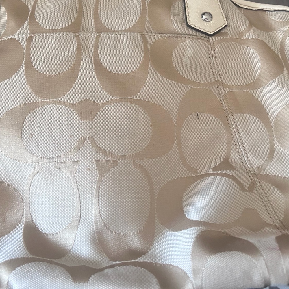 Coach signature bag with detachable straps - Picture 3 of 4